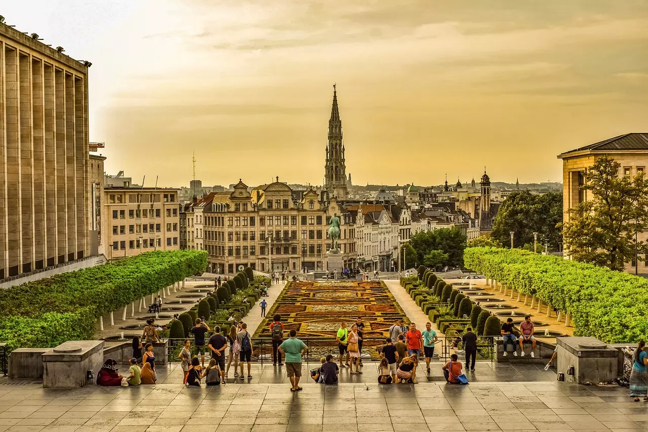 La Foire du Midi de Bruxelles : Un rendez-vous estival enchanteur avec ses attractions captivantes image